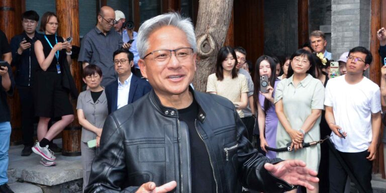 英伟达希望向中国销售“更先进”的芯片：首席执行官