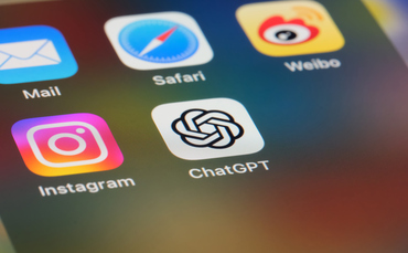 ChatGPT 正在改变客户寻找顾问的方式