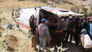 以色列无人机在黎巴嫩南部不顾停火袭击摩托车，男子死亡