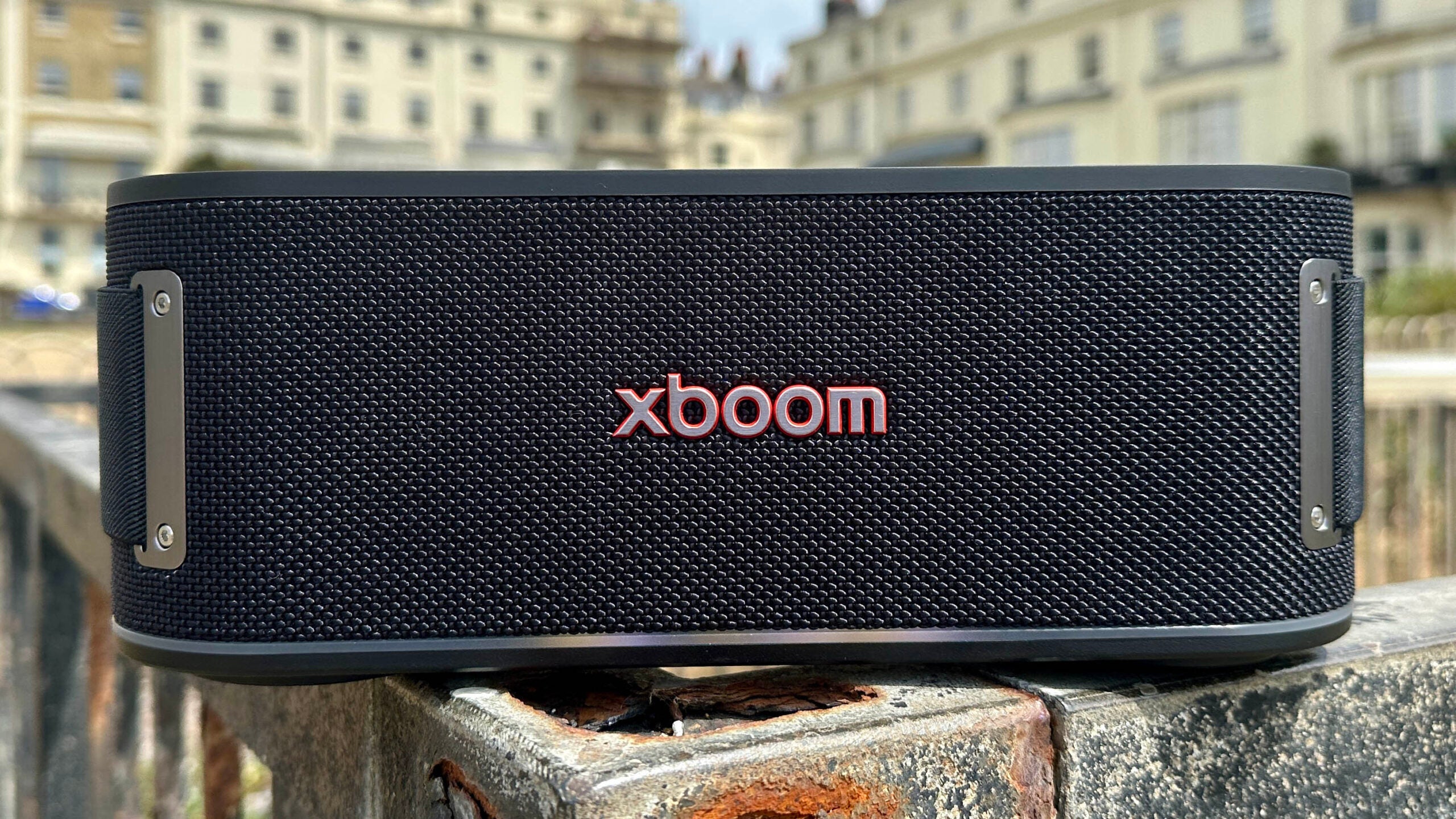 LG xboom Bounce 评测：声音和愤怒
