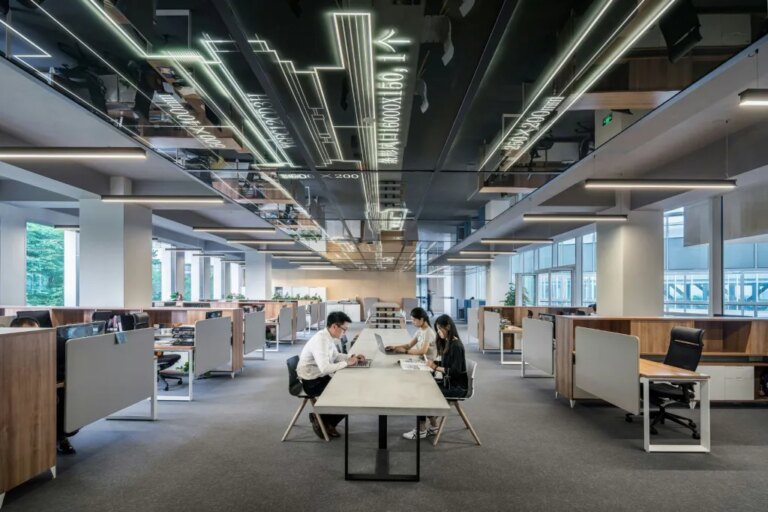 AI 对话随着劳动力市场的稳定而变化