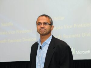 Microsoft 首席执行官感到被裁员所拖累