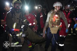 乌克兰战争最新消息：俄罗斯无人机袭击在敖德萨造成一人死亡