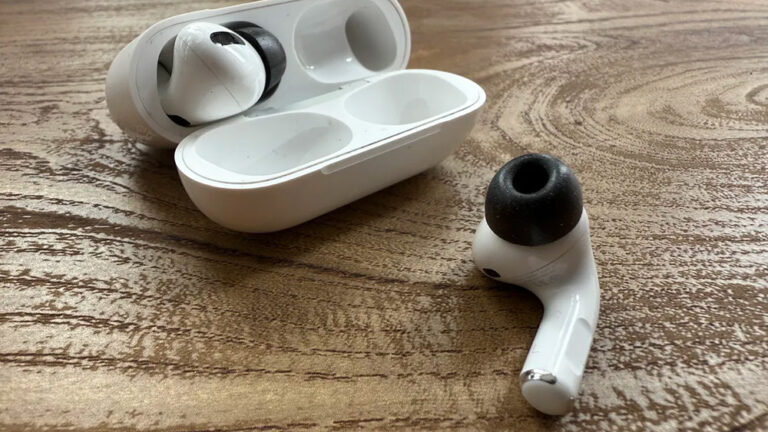 AirPods 开始伤害我的耳朵，直到一个简单的改变解决了一切