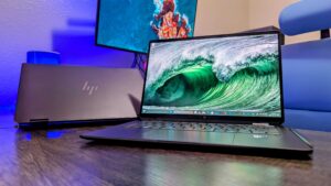 英特尔揭示了阻止 AI PC 采用的原因，而不是硬件