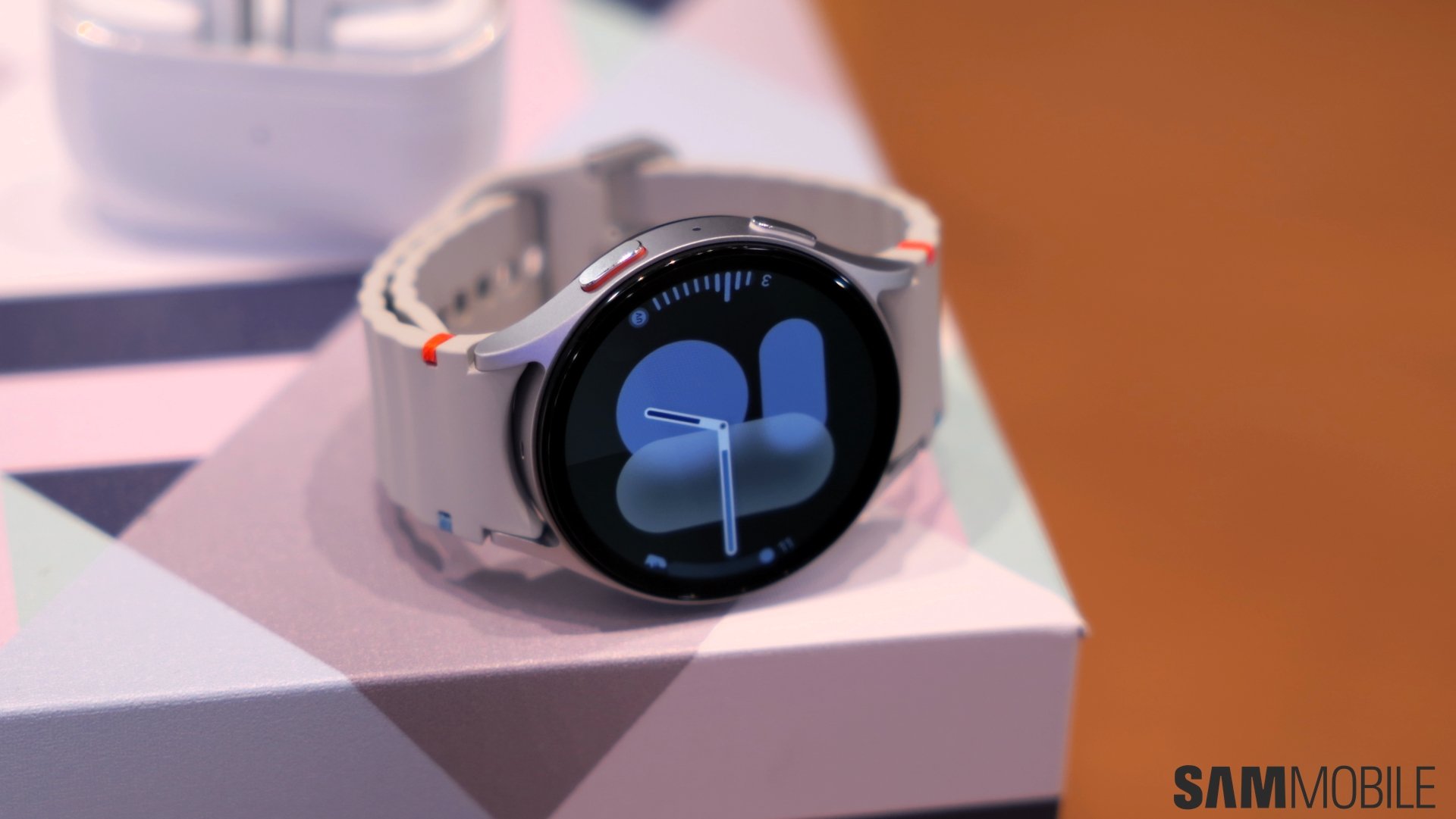 Big Galaxy Watch 7 折扣表明三星无法足够快地摆脱它
