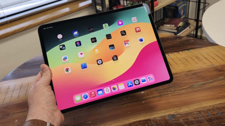 下一代 iPad Pro 的最大变化可能是增加了一个额外的摄像头——原因如下