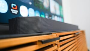 我用这款三星旗舰条形音箱替换了我的 Sonos Arc Ultra - 这是一个值得的选择