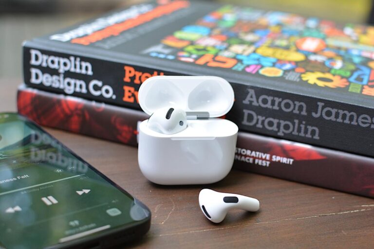 AirPods 预览版的 iOS 26 更新：增强的录音、相机遥控器等
