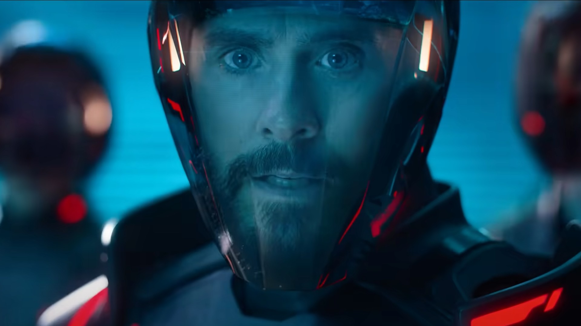 “他们要来这里。”AI 士兵在惊心动魄的新“Tron： Ares”预告片中入侵地球