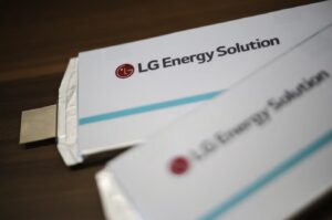 LG新能源与特斯拉签下43亿美元电池大单