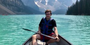 我感到受到特朗普关税的攻击，所以我制作了一个人工智能驱动的应用程序来帮助加拿大人反击