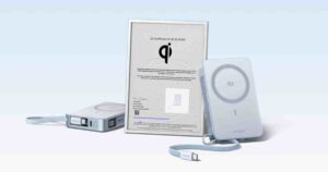 全球首款 Qi2.2 无线充电宝 解锁 25W 磁吸充电速度