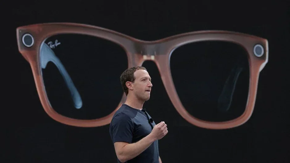 Meta 在智能眼镜冲突之前挖走了更多的 Apple AI 人才