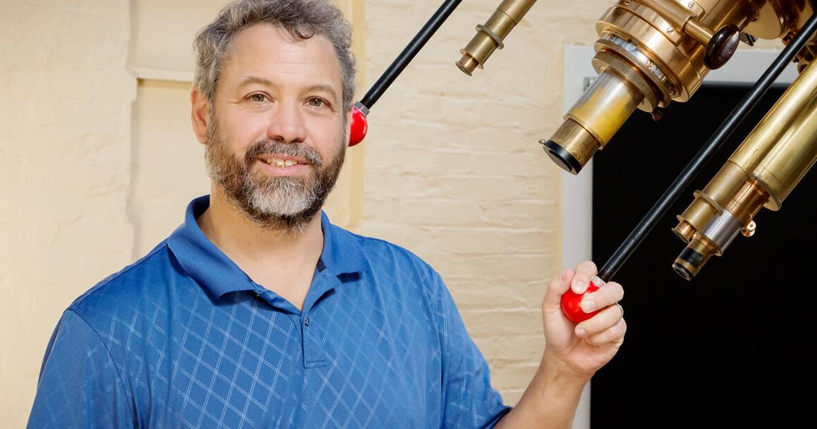 AI 的未来 看到星星、传播错误信息、监视员工等等