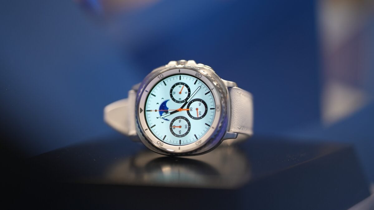 购买 Galaxy Watch 8 Classic 作为您真正喜欢的表圈