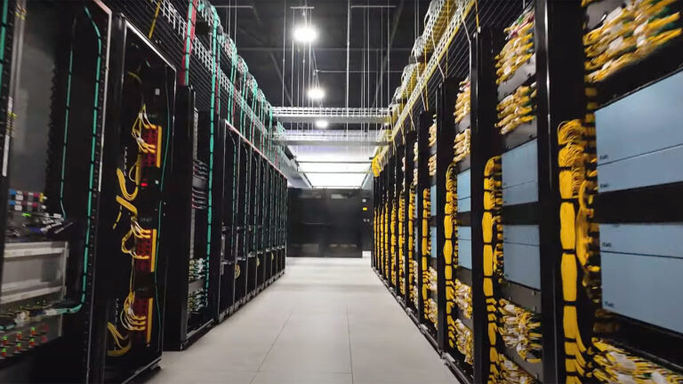 OpenAI 和 Oracle 签署协议，建设大型 Stargate 数据中心，总项目将为 200 万颗 AI 芯片提供动力 — Stargate 合作伙伴软银未参与该项目