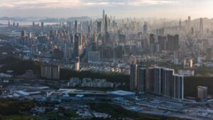 上半年深圳GDP达18322.26亿，增长5.1%