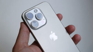 传闻中的 iPhone 17 Pro 的新 8 倍变焦听起来非常酷，但老实说并没有那么有用
