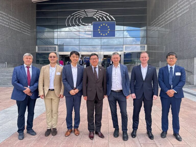 中欧汽车业合作深入交流 欧盟中国商会与两大机构会晤