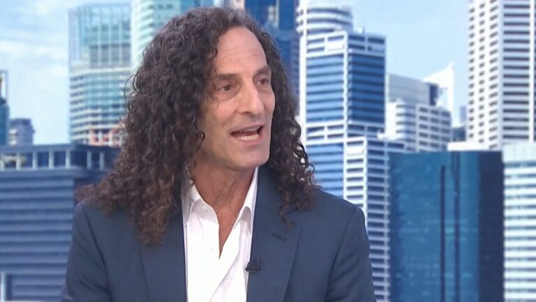 传奇萨克斯管演奏家 Kenny G 谈流媒体、人工智能和在亚洲广受欢迎的话题