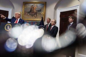 软银与OpenAI分歧致5000亿“星际之门”项目停滞