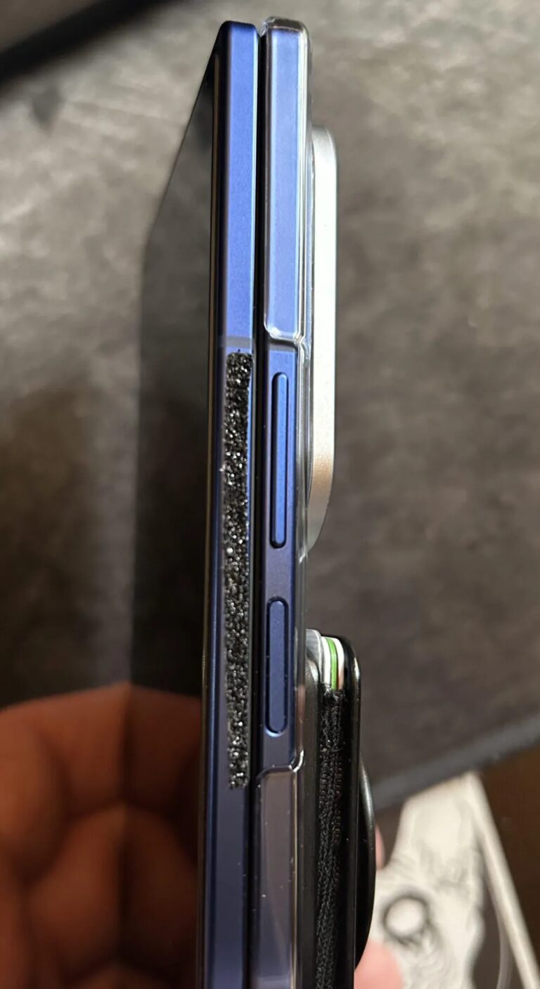 三星 Galaxy Z Fold7 身材轻薄 用户反映难以展开