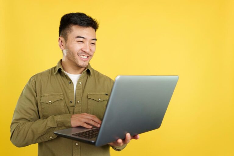 如何向 ChatGPT 等 AI 平台介绍自己，以及为什么你必须