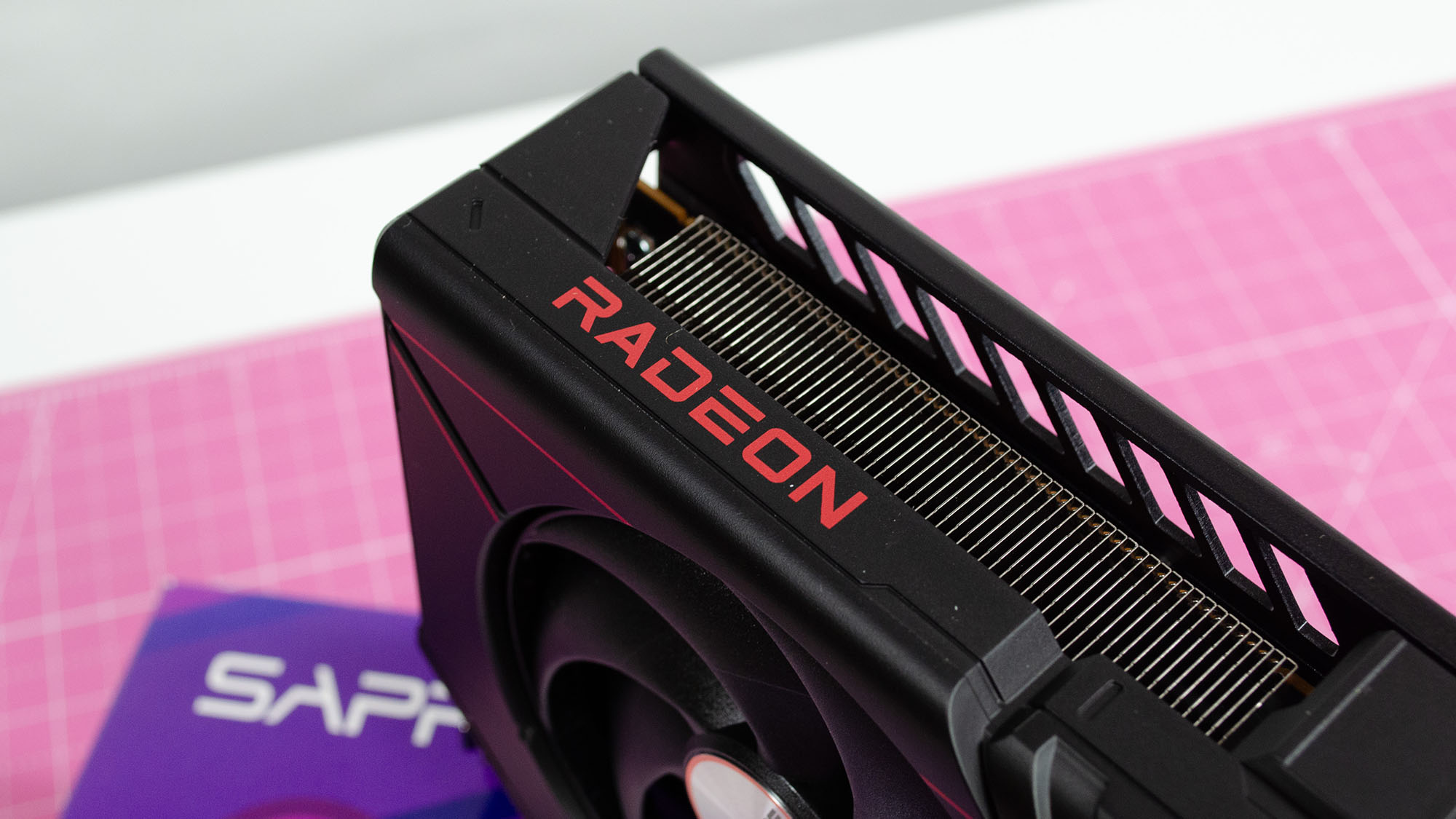 现在可能是购买 AMD RX 9070 XT 的最佳时机，因为零售商传言称它已跌至今年的最低点