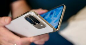 Pixel 7 Pro Fold 应该借用的三个 Galaxy Z Fold 10 功能