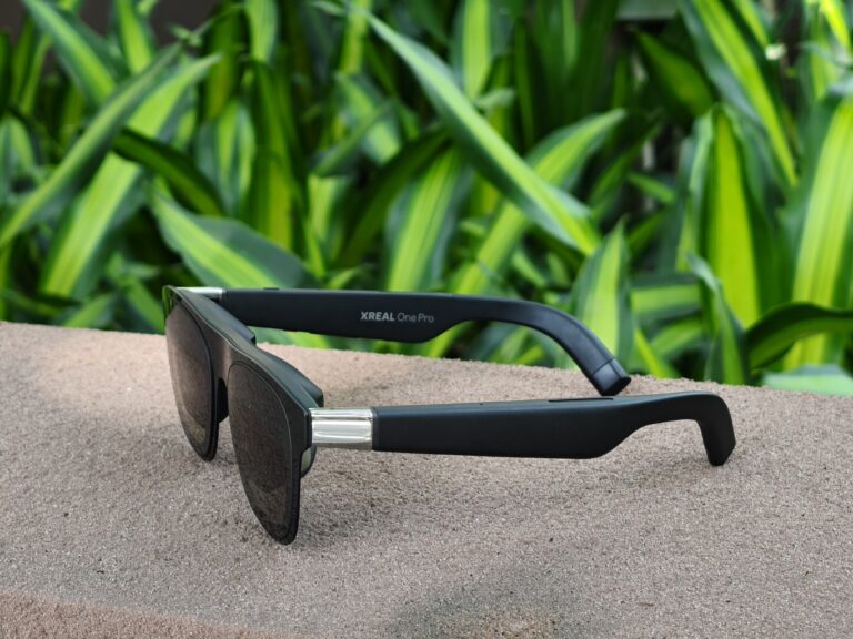 XREAL One Pro体验：AR眼镜大屏旗舰版登场
