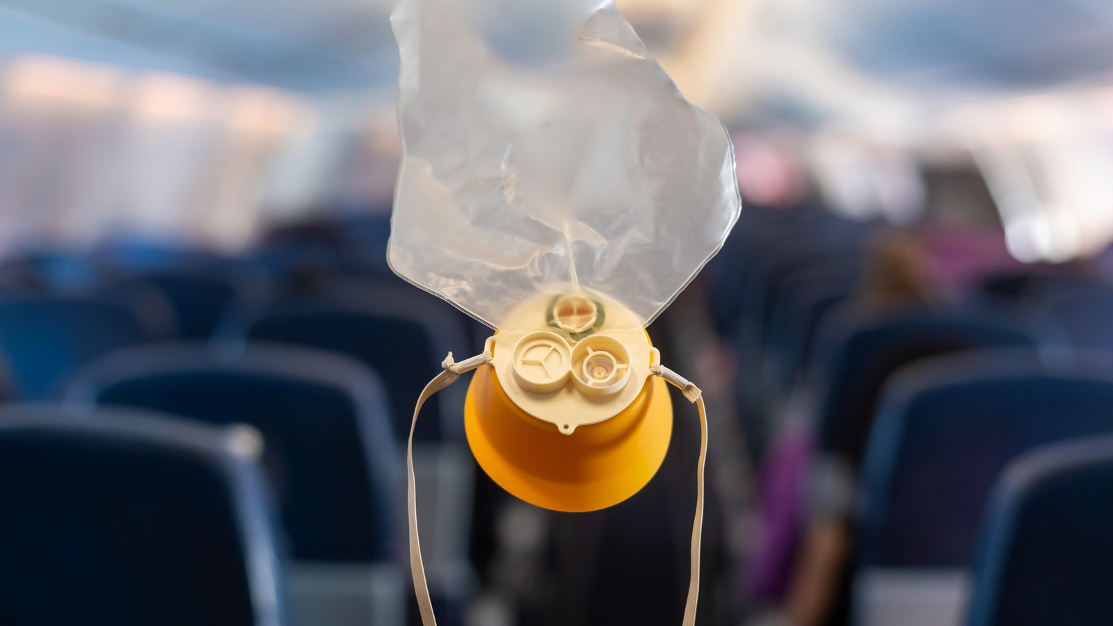 航空公司的氧气面罩只有大约 15 分钟的空气 – 这就是为什么这足够了