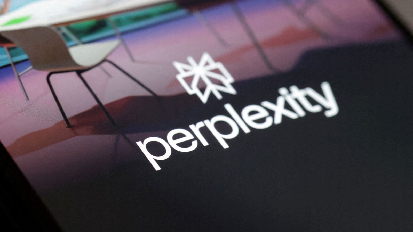 Perplexity 推出 Comet，这是一款 AI 驱动的浏览器，旨在挑战 Google Chrome;OpenAI 有望很快进入该领域