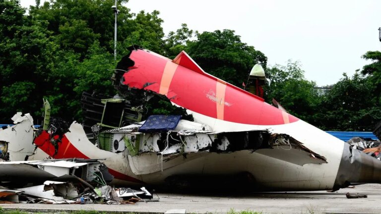 印度航空坠机事件暴露了航空业的“法律黑匣子”