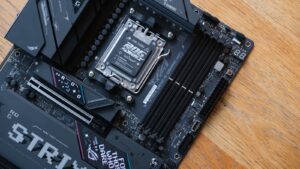 为什么对于 PC 制造商来说，购买二手 AM5 主板比二手 AM4 主板更安全