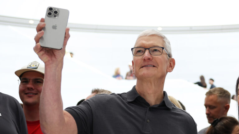 一位顶级 Apple 情报商认为他已经确定了 iPhone 17 的发布日期——而且可能只有两个月的时间了