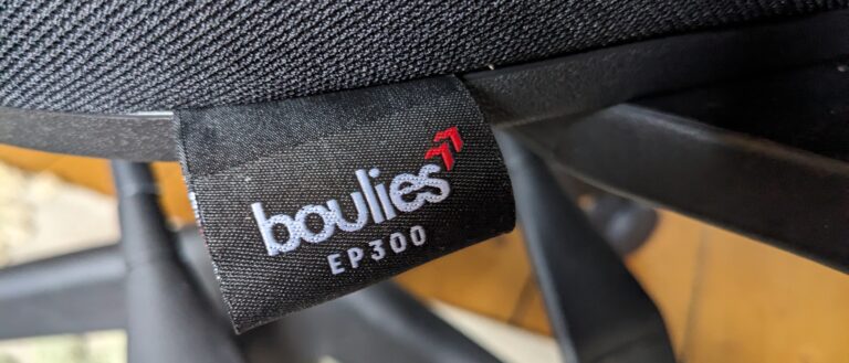 我回顾了 Boulies OP300 – 这款舒适的办公椅是每个专业工作空间的理想选择（而且价格不高）