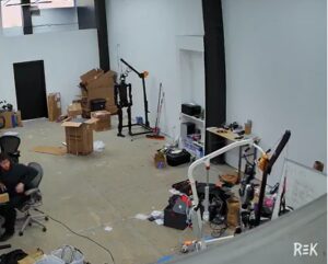 机器人格斗冠军“失控” 现场一片混乱