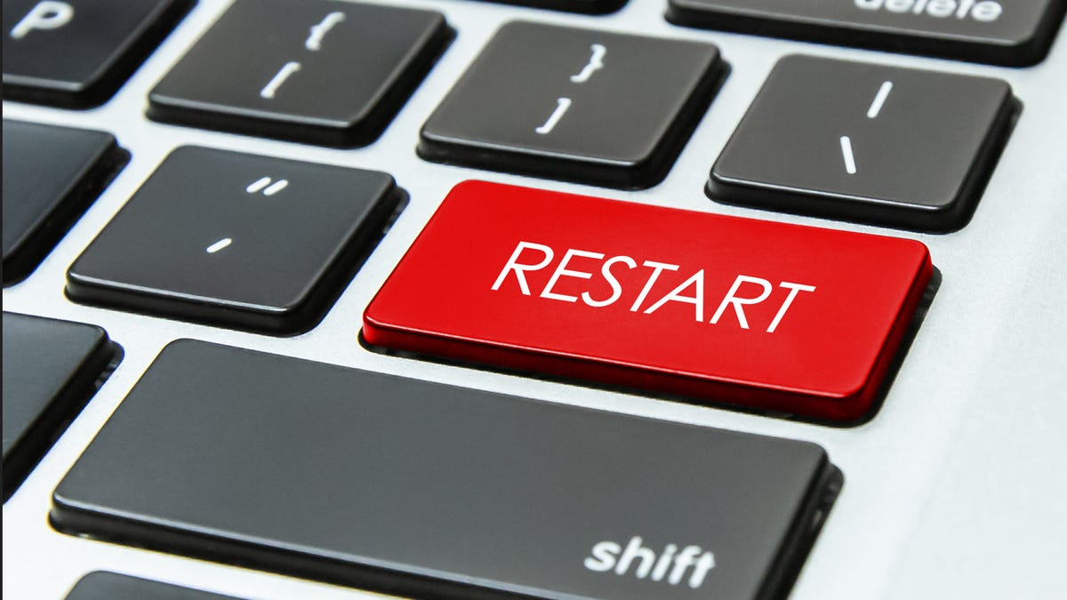 如何在其他一切不起作用时重新启动 Windows 11 PC
