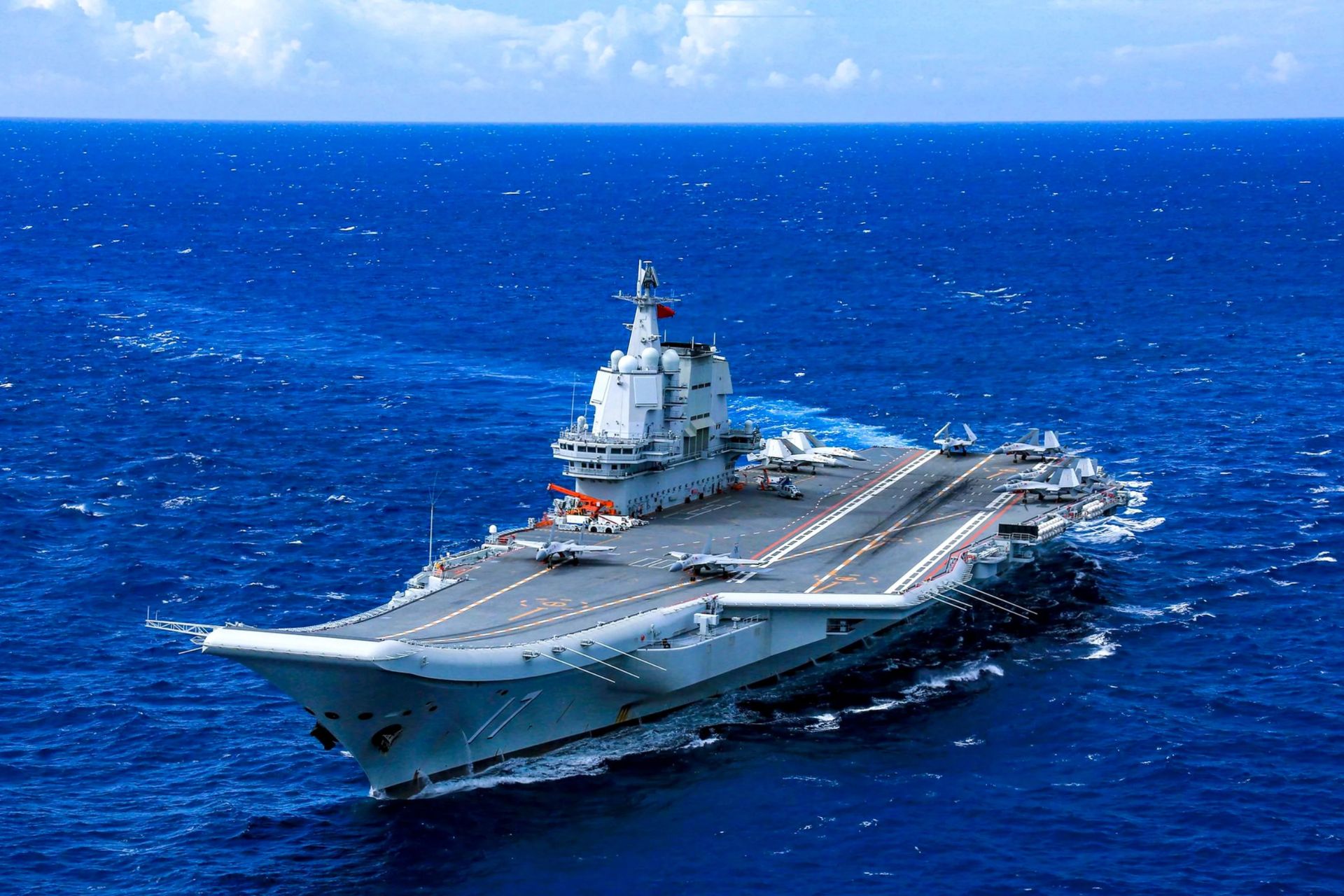 中国航母挑战美军太平洋霸权