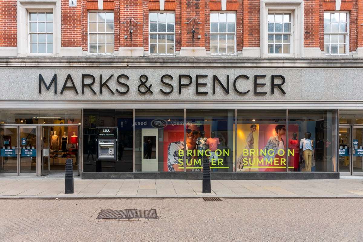 M&S 负责人表示，网络攻击可能是由前电脑游戏玩家煽动的