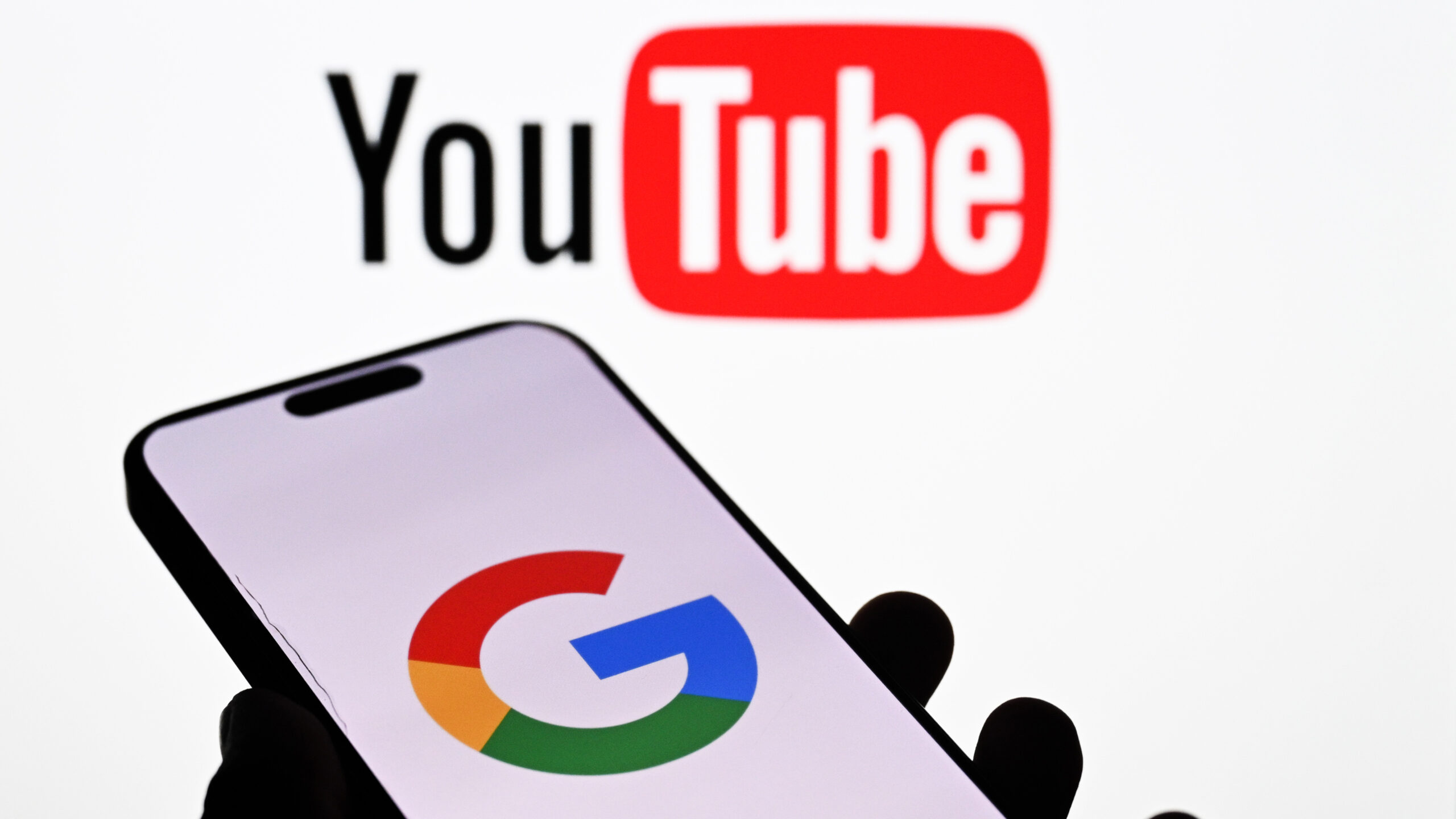 YouTube 加大了打击 AI slop 的运动力度——对不真实和重复的视频实施更严格的货币化警告