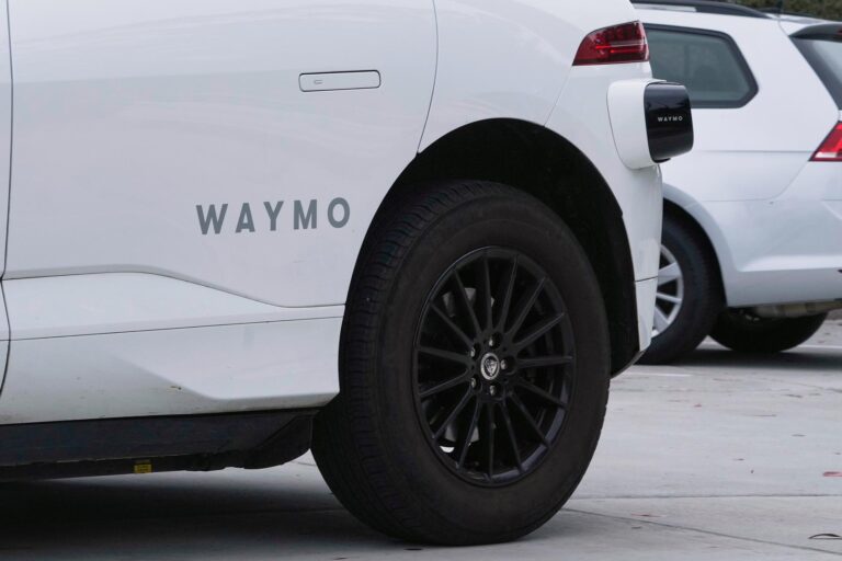 Waymo 计划明年在达拉斯派遣机器人出租车，因为其无人驾驶扩张正在推进