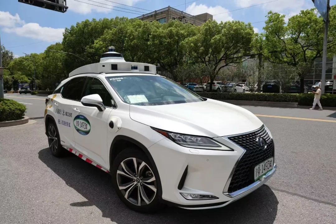 14元，坐上无人驾驶出租车