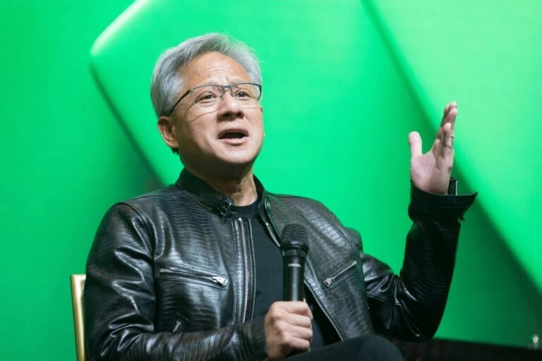 英伟达发布Blackwell GPU，性能显著提升