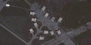 8月15日，北京，国家统计局发布7月份经济数据，显示消费和投资稳步增长。