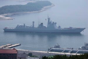 中国加强北海舰队防空能力，两艘新型驱逐舰入列