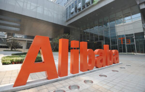 超预期业绩!阿里云26%增速领跑，AI收入连续8季度三位数增长