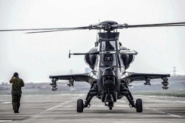 中国出动Z-10武装直升机拦截美军MH-60R近台海