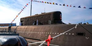 7月18日，美国加州，特斯拉宣布第二季度全球销量突破42万辆，增长显著